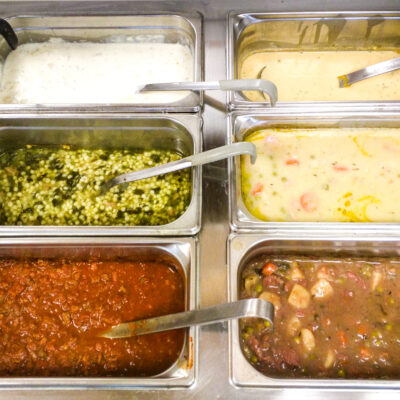 HOT SOUPS, CHILI & CHOWDERS