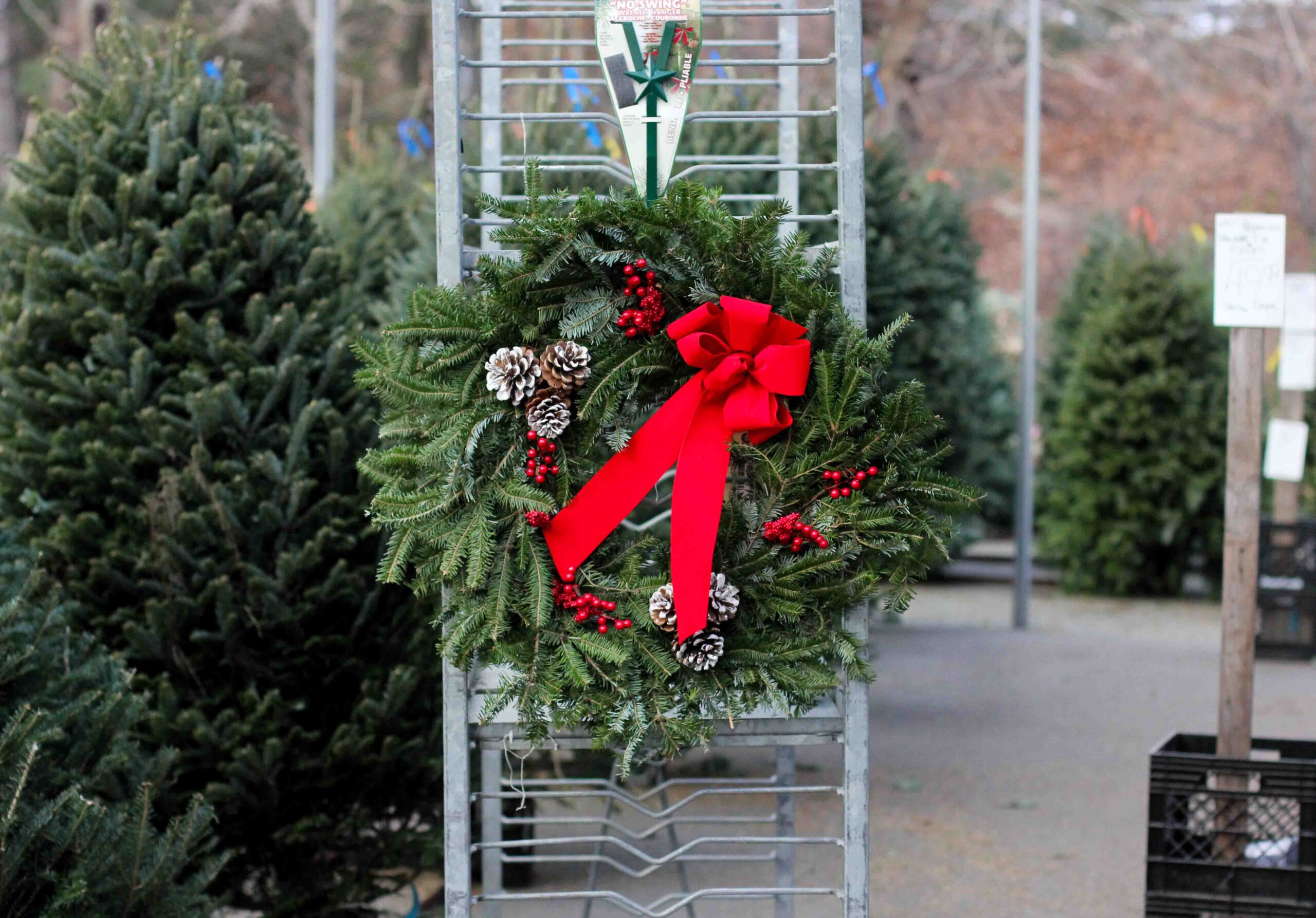 16" Large Decorated Wreaths