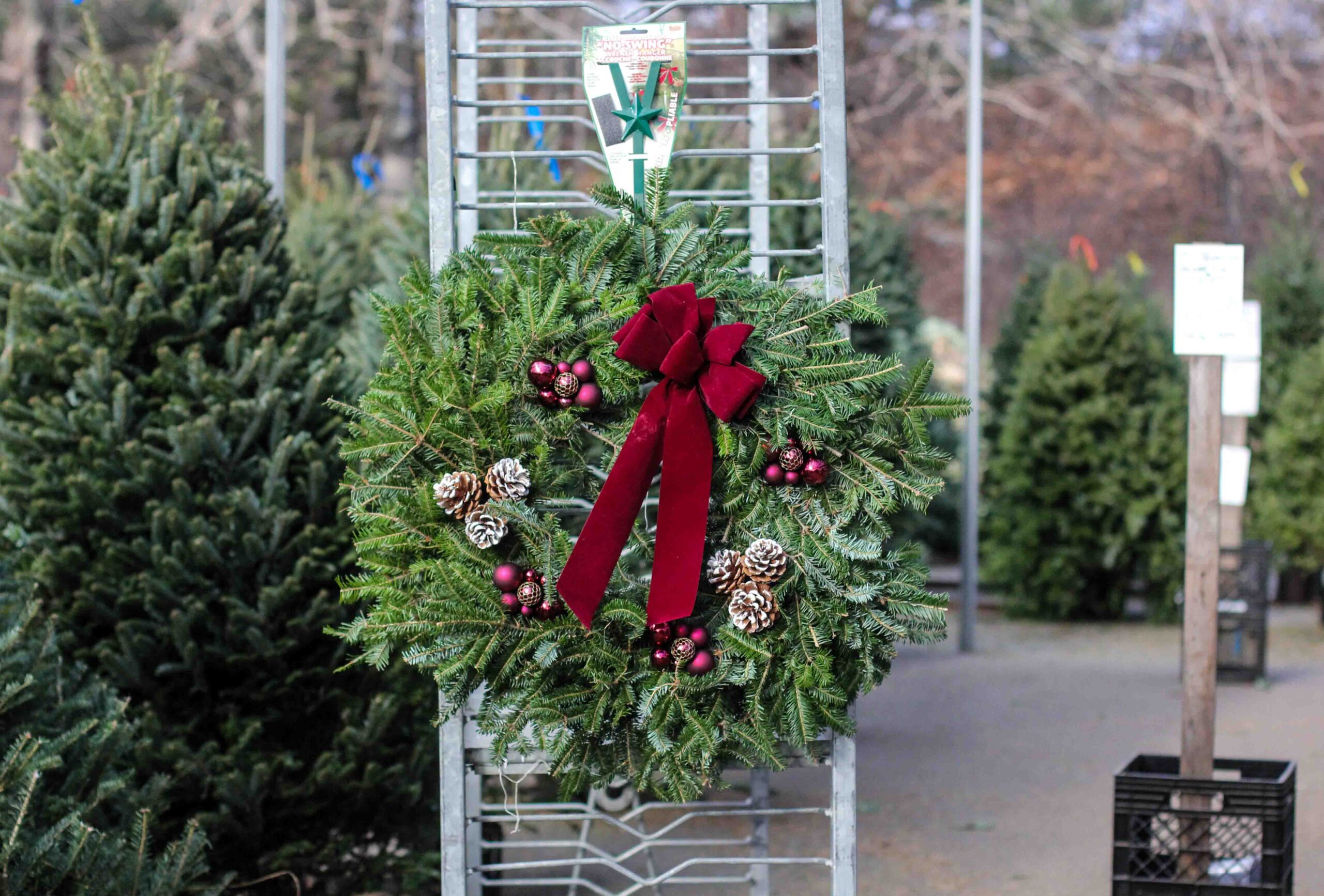 16" Large Decorated Wreaths